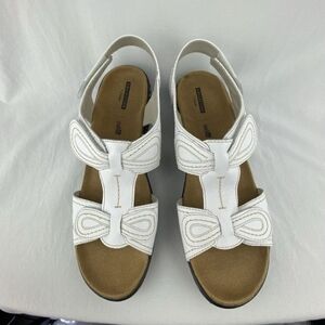 Clarks White Leather Sandals with Buckle Closure